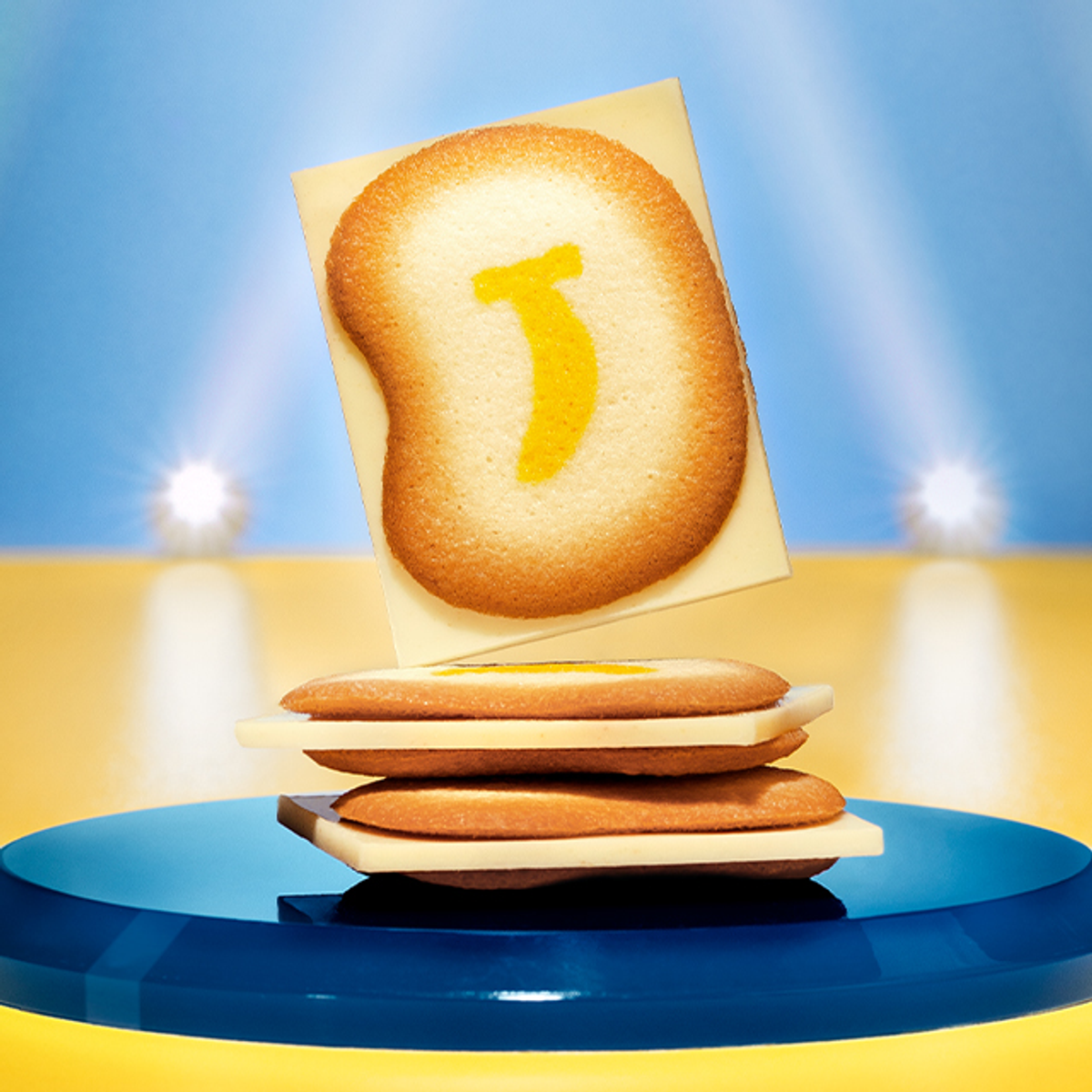 Tokyo Banana Wonder Chocolate 12 pieces product image